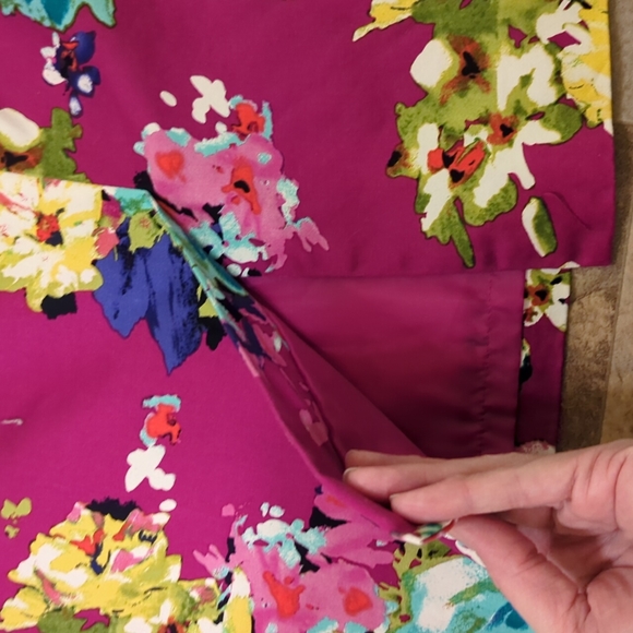 ⭐5/$25-floral pencil skirt - Picture 4 of 4